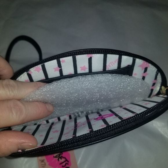 Luv Betsey Johnson Cat Wristlet - Picture 3 of 4
